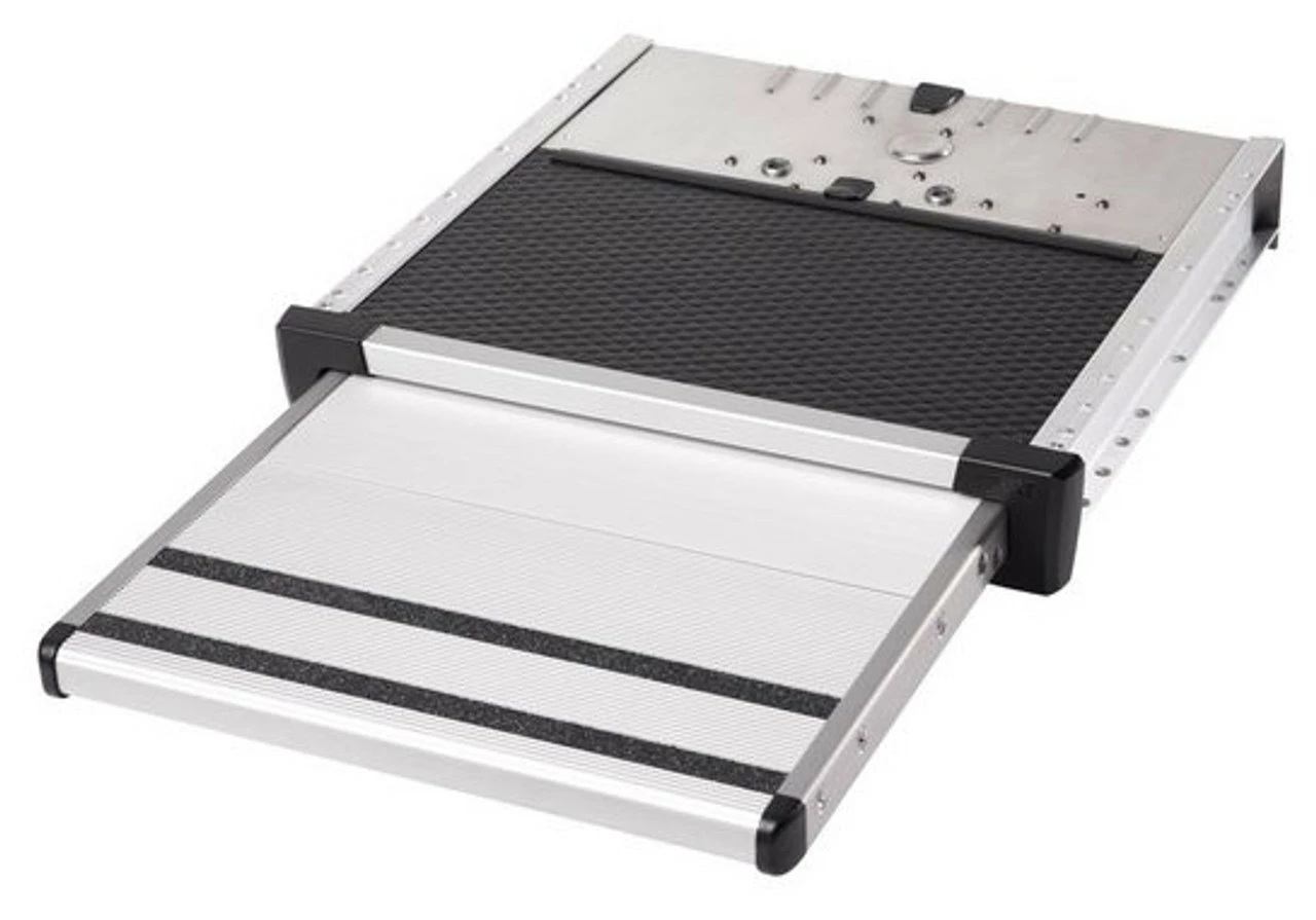 Thule Slide-Out 12v Automatic Step 3 Thule Slide-Out 12v Automatic Step