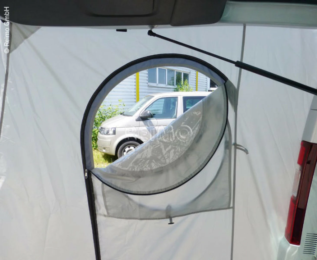 REIMO Trapez Tailgate Awning For Trafic Transit Custom Vivaro Campervan 6 REIMO Trapez Tailgate Awning For Trafic Transit Custom Vivaro Campervan - Image 4