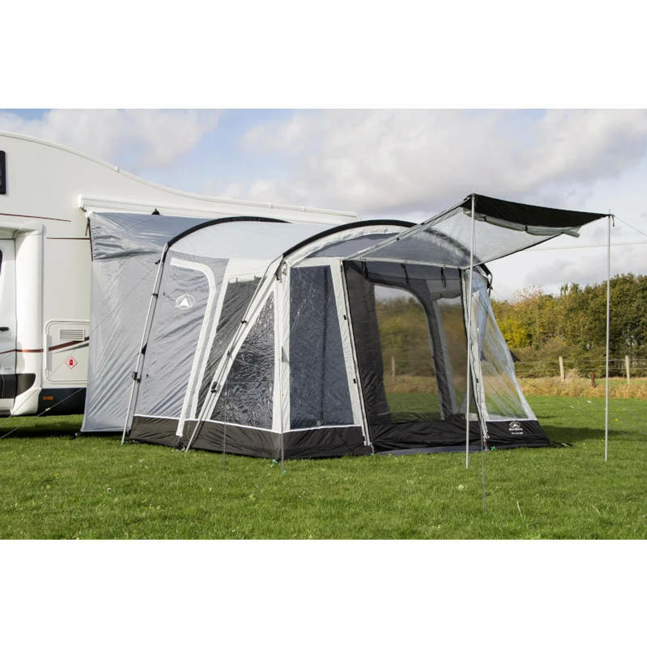 SunnCamp Swift Van 325 Motorhome Campervan Drive Away Awning 8 SunnCamp Swift Van 325 Motorhome Campervan Drive Away Awning - Image 6